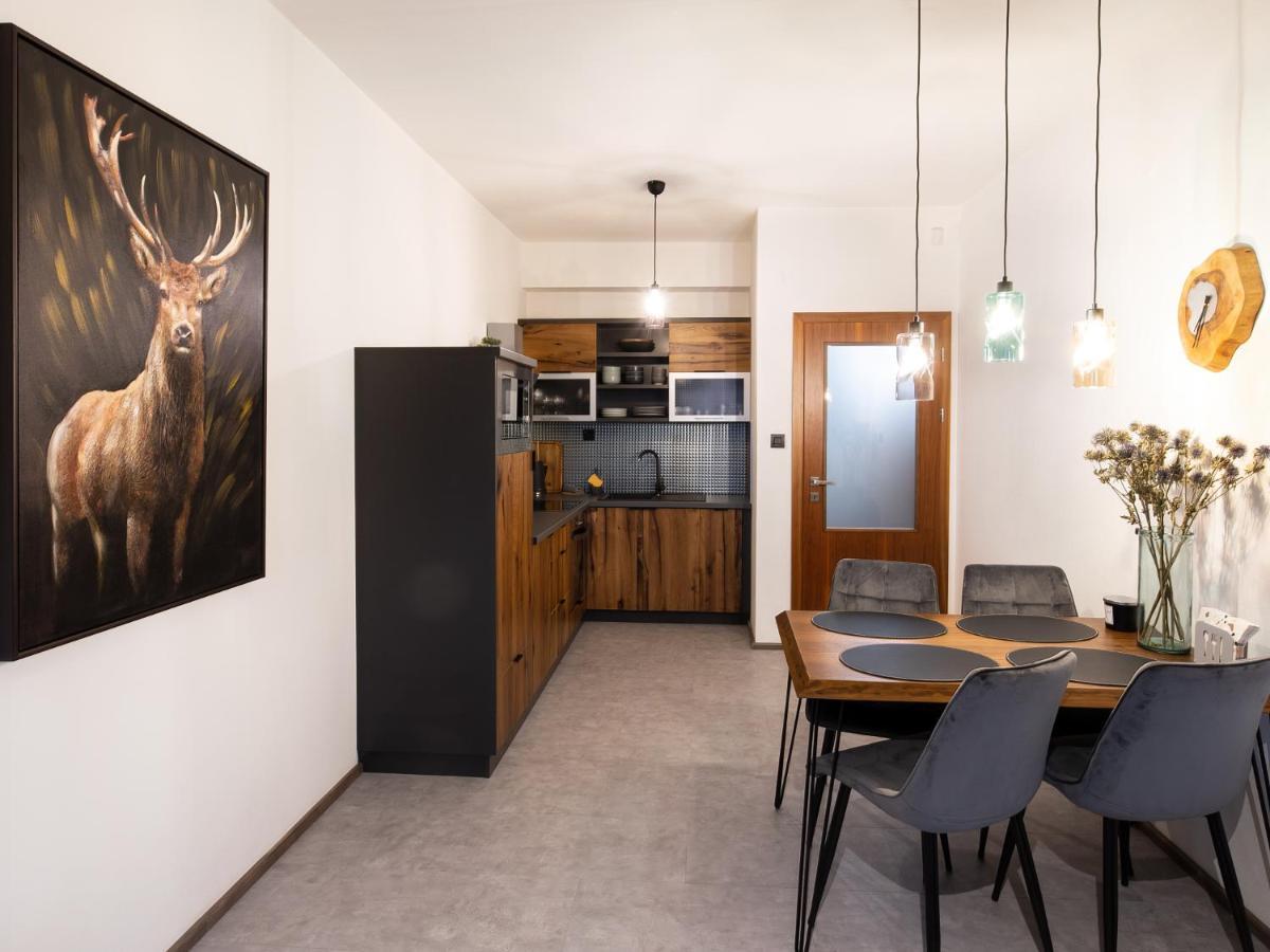 Tatryview Apartments By Kingdubaj Premium Vel'ka Lomnica Exteriör bild